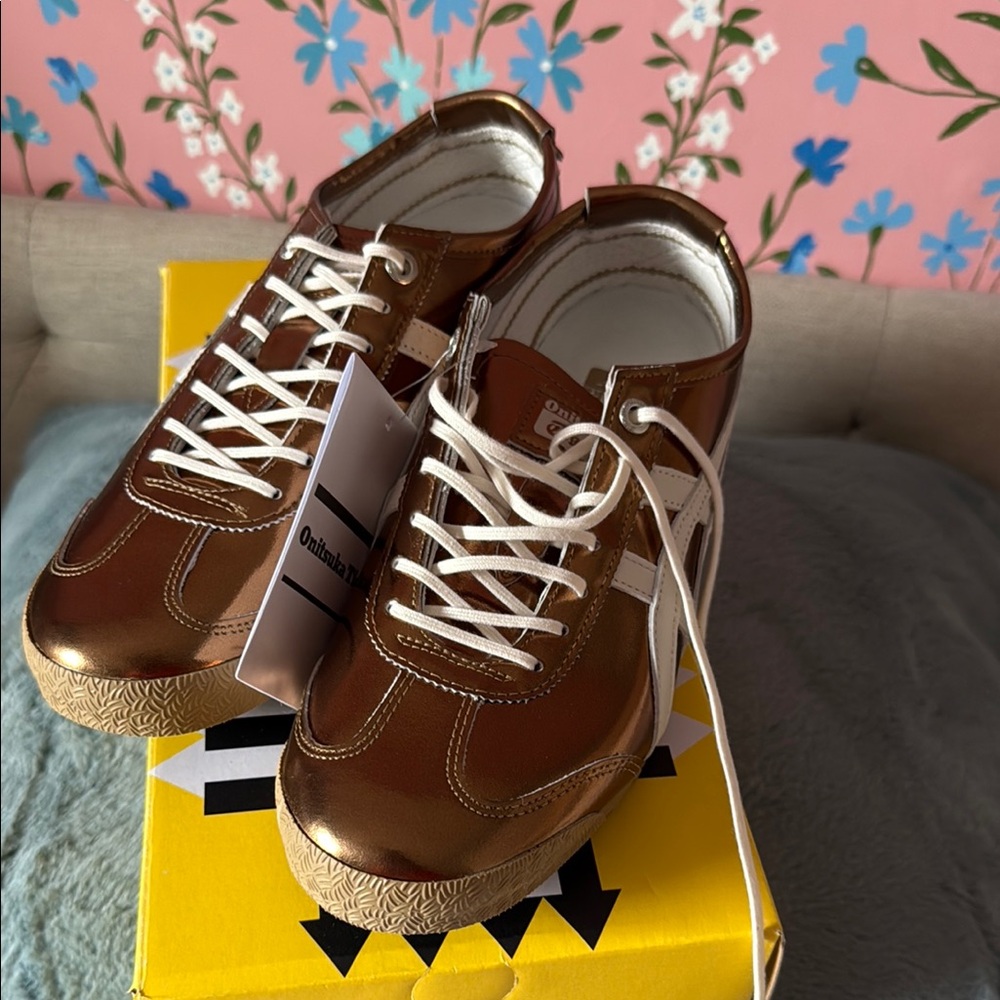 Onitsuka Tiger Mexico 66 SD Metallic Series Desert Camp Sneakers